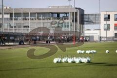 3. Liga - Saison 2026/27 - 1. Trainingseinheit mit Achim Beierlorzer - Fans - Zuschauer - XXXXX - Foto: Meyer Jürgen