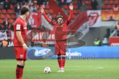 3. Liga; FC Ingolstadt 04 - Rot-Weiss Essen; Freistoß Dennis Kaygin (10, FCI) Arme hoch