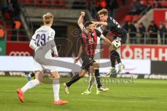 3. Liga; FC Ingolstadt 04 - VfL Osnabrück; Zweikampf Kampf um den Ball Lukas Fröde (34, FCI) Simon Lorenz (32, FCI) Niehoff Niklas (29 VFLO)