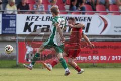 Freundschaftsspiel- Saison 2025/26- SV Kasing - FC Geisenfeld-  - Kilian Thunig grün Geisenfeld - Halil Akinci rot Kasing - Foto: Meyer Jürgen