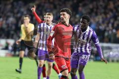 3. Liga; VfL Osnabrück - FC Ingolstadt 04; Davide Sekulovic (33, FCI) Badjie Ismail (37 VFL)