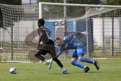 Bayernliga Nord - Saison 2024/25 - FC Ingolstadt 04 II - TSV Karlburg - Jason Osei Tutu (Nr.11 - FCI U21) - Leon Zwickl Torwart Karlburg - XXXXX - Foto: Meyer Jürgen