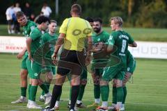 Landesliga - Saison 2024/25 - SV Manching - SV Cosmos Aystetten - Fabian Neumayer (Nr.9 - SV Manching) wird gefoult und erziehlt noch den 2:0 Führungstreffer - jubel - Foto: Meyer Jürgen