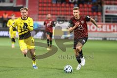 3. Liga; FC Ingolstadt 04 - Borussia Dortmund II; Julian Kügel (31, FCI) Pohlmann Ole (30 BVB2)