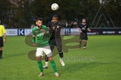 2023_10_21 - Kreisliga - Saison 2023/24 - FC Gerolfing - FC Fatih Ingolstadt - Christian Träsch grün Gerolfing - Abdullahi Usman schwarz Fatih - Foto: Meyer Jürgen