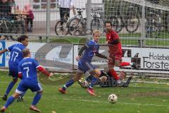 Kreisliga - Saison 2025/26- TSV Kösching - SV Zuchering - Nico Ziegler rot Zuchering - Michael Zimmermann Torwart Kösching - Sebastian Zabka blau Kösching - Foto: Meyer Jürgen