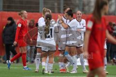 2. Bundesliga Frauen - Saison 2024/25 - FC Ingolstadt 04 Frauen - FC Bayern München -  Der 1:0 Führungstreffer durch - Kerstin Bogenschütz (Nr.6 - FCI Frauen) jubel - XXXXX - Foto: Meyer Jürgen