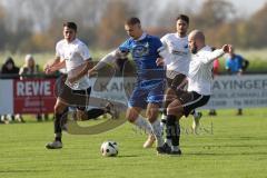 Kreisliga - Saison 2024/25- SV Hundszell - SV Menning -  - Philip Wolfsfellner blau Menning - Marcel Nicht weiss Hundszell - Foto: Meyer Jürgen