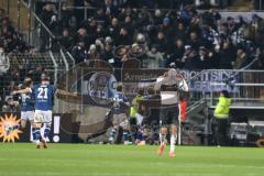 3. Liga; Arminia Bielefeld - FC Ingolstadt 04; Tor Jubel Treffer 1:0 Oppie Louis (4 AB), Benjamin Kanuric (8, FCI) ärgert sich