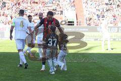 3. Liga - Saison 2024/25 - FC Ingolstadt 04 - SV Wehen Wiesbaden - Pascal Testroet (Nr.37 - FCI) wird ausgewechselt - Ryan Malone (Nr.16 - FCI) - Gustav Christensen (Nr.24 - FCI) -  - XXXXX - Foto: Meyer Jürgen