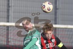 *** A-Junioren Bundesliga  - Saison 2025/26 - FC Ingolstadt 04 - SpVgg Greuther Fürth - Lober Jannik grün Fürth - Michelbach Kilian schwarz FCI - Foto: Meyer Jürgen