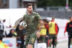 3. Liga; VfB Stuttgart 2 - FC Ingolstadt 04; Einwurf Ryan Malone (16, FCI)