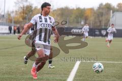 Bayernliga Nord - Saison 2026/27 - FC Ingolstadt 04 II - SV Fortuna Regensburg - Niklas Sommer weiss FCI - Marcel Onwudiwe dunkel Regensburg -  Foto: Meyer Jürgen