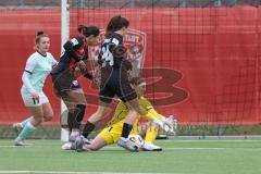 2. Bundesliga Frauen - Saison 2025/26 - FC Ingolstadt 04 Frauen - SG Andernach - Annika Kömm (Nr.25 - FC Ingolstadt Frauen I) und Stefanie Reischmann (Nr.24 - FC Ingolstadt Frauen I) mit einer 100% Torchance aber vergeben - Bläser Elena TW Andernach - Fot