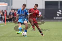 3. Liga; Testspiel; FC Ingolstadt 04 - 1. FC Heidenheim; Kölle Adam (28 HDH) Marcel Costly (22, FCI) Zweikampf Kampf um den Ball