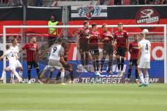 3.Liga - Saison 2022/2023 - FC Ingolstadt 04 -  1. FC Saarbrücken - Torwart Marius Funk (Nr.1 - FCI) - #sb9 - Pius Krätschmer (Nr.4 - 1. FC Saarbrücken) - #Patrick Schmidt (Nr.9 - FCI) - Röhl Merlin (Nr.34 - FCI) - Freistoss für <saarbrücken der knapp am 