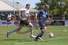 Kreisklasse - Saison 2024/25- TSV Gaimersheim II - TSV Etting  - Christoph Katzenbogen weiss Gaimersheim - Marco Zimmermann blau Etting - Foto: Meyer Jürgen