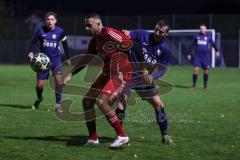 Kreisklasse - Saison 2025/26- TSV Etting - Türkisch SV Ing - Mertcan Gürses rot Türkisch  - Christian Redl blau Etting - Foto: Meyer Jürgen
