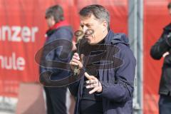 AUDI - Schanzer Amateur Cup - Finale- Saison 2024/25 - SV Hundszell - SV Menning - Alexander Zelzer Audi - bei der Preisverleihung - XXXXX - Foto: Meyer Jürgen