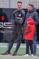 A - Junioren Bundesliga Süd/Südwest -  Saison 2021/2022 - FC Ingolstadt 04 - Eintracht Frankfurt - Stefan Kutschke (#30 FCI) als Zaungast beim Spiel - Foto: Meyer Jürgen