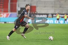 3. Liga; FC Ingolstadt 04 - Borussia Dortmund II; Max Besuschkow (17, FCI)