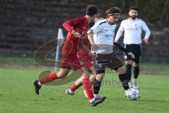 Kreisklasse - Saison 2024/25- SV Zuchering - FC Wackerstein/Dünzing - Leander Friedl rot Zuchering - Feyyaz Balaban weiss Wackerstein - Foto: Meyer Jürgen