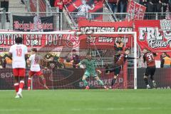 3. Liga; FC Ingolstadt 04 - Rot-Weiss Essen; Torwart David Klein (47, FCI) Georgios Antzoulas (6, FCI) Telalovic Semir (17 RWE) Bouebari Franci (19 RWE) Benjamin Kanuric (37 FCI)