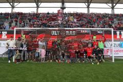 3.Liga - Saison 2022/2023 - FC Ingolstadt 04 -  SV Meppen - Die Mannschaft nach dem Spiel bei den Fans - jubel  -  Foto: Meyer Jürgen