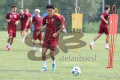 3. Liga; FC Ingolstadt 04 - Trainingsauftakt nach Sommerpause; Neuzugang Jongmin Seo (7, FCI)