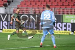 3. Liga; SV Sandhausen - FC Ingolstadt 04; Yannick Deichmann (20, FCI) Torchance verpasst, Abseits Torwart Königsmann Timo (22 SVS)