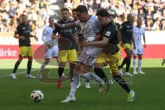 3. Liga - Saison 2024/25 - Alemannia Aachen - FC Ingolstadt 04  - Pascal Testroet (Nr.37 - FCI) - Soufiane EL-Faouzi (Nr.18 - Alemannia Aachen) - Foto: Meyer Jürgen