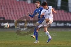 Bayernliga Nord - Saison 2025/26 - FC Ingolstadt 04 II - Würzburger FV - Damian  Coric (Nr.17 - FC Ingolstadt II) - Steffen Krautschneider blau Würzburg - Foto: Meyer Jürgen