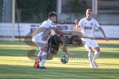 Landesliga - Saison 2026/27 - SV Manching - Neuburg - Beran Leon weiss Neuburg - Senih Fazlji (Nr.7 - SV Manching) - Foto: Meyer Jürgen