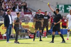 Toto-Pokal Finale; Würzburger Kickers - FC Ingolstadt 04; gelbe Karte für Cheftrainerin Sabrina Wittmann (FCI) Sportdirektor Ivica Grlic  (FCI)