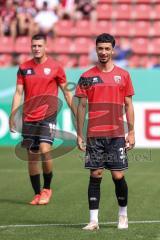 DFB-Pokal; FC Ingolstadt 04 - 1. FC Kaiserslautern; Davide Sekulovic (33, FCI) Mladen Cvjetinovic (19, FCI) vor dem Spiel