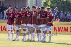 Toto-Pokal; Finale; FV Illertissen - FC Ingolstadt 04; Elfmeterschießen, Team steht zusammen