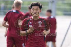 3. Liga; FC Ingolstadt 04 - Trainingsauftakt nach Sommerpause; Neuzugang Jongmin Seo (7, FCI)
