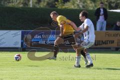 Kreisliga - Saison 2025/26- TSV Lichtenau - TSV Hohenwart - Peer Wittmer gelb Lichtenau - Dominik Mulock weiss Hohenwart - Foto: Meyer Jürgen