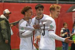 A-Junioren Bundesliga  - Saison 2024/25 - A-Junioren - FC Ingolstadt 04 - FC Augsburg - Arel Polat weiss FCI schiesst den 2:0 Führungstreffer - jubel  - Foto: Meyer Jürgen