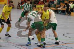 Lotto Bayern Hallencup - Lindenkreuzhalle Saison 2024/25 - FC Hitzhofen - SV Manching - Nico Seitz gelb Hitzhofen - Lucas Zeitler #18 Manching grün - Rayen Kouki #13 grün Manching - Foto: Meyer Jürgen