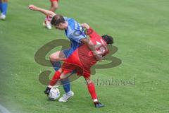 Kreisliga- Saison 2024/25- TSV Kösching - SV Hundszell - Pablo Krantz Blanco rot Kösching - Noah Schatzmann blau Hundszell - Foto: Meyer Jürgen