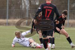 Freundschaftsspiel - Saison 2025/26 - FC Ingolstadt  II - ASV Neumarkt - Elias Schumm schwarz Neumarkt  - Patrick Bachmann (Nr.8 - FC Ingolstadt II) - Foto: Meyer Jürgen