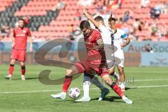 3. Liga; FC Ingolstadt 04 - SV Wehen Wiesbaden; Zweikampf Kampf um den Ball Jonas Scholz (15, FCI) Greilinger Fabian (18 SVWW)