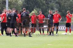 3.Liga - Saison 2023/2024 - Trainingsauftakt - FC Ingolstadt 04 - Cheftrainer Michael Köllner (FCI) gibt Anweisungen -  - Foto: Meyer Jürgen