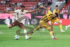 3. Liga; FC Ingolstadt 04 - Alemannia Aachen; Zweikampf Kampf um den Ball Nishan Velupilay (28 FCI) Joel da Silva Kiala (37 AA)