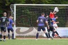 Kreisklasse - Saison 2025/26- TSV Ingolstadt Nord - MTV Ingolstadt - Abdulnasar Dashdash TW MTV -  Pablo Luque Servian schwarz Ing Nord - Vahdet Demir schwarz Ing Nord  #4 - Foto: Meyer Jürgen