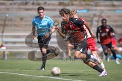 A-Junioren Bundesliga  - Saison 2026/27 - A-Junioren - FC Ingolstadt 04 - Jahn Regensburg - Malik Kaydin rot FCI - Florian Fischer weiss Regensburg - Foto: Meyer Jürgen