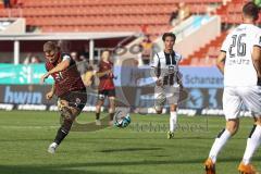 3. Liga; FC Ingolstadt 04 - SSV Ulm 1846; Schuß Torchance Simon Lorenz (32, FCI)