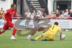 Toto-Pokal - VfB Forstinning - FC Ingolstadt 04; Emre Gül (5, FCI) überläuft TW Heidfeld, Michael (1) und Tor Jubel Treffer zum 1:3 Kirchev. Dimitar (7)