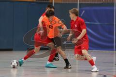 Hallenturnier MTV Ingolstadt - Saison 2025/26 - SV Zuchering - SV Kasing - Vleron Marevci orange Kasing - Florian Gjeka rot Zuchering - Foto: Meyer Jürgen